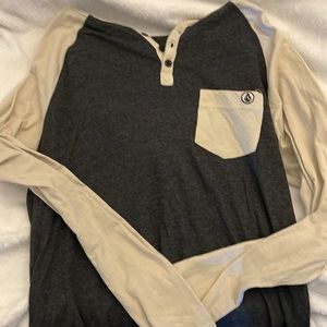 Volcom soft hooded long sleeve shirt